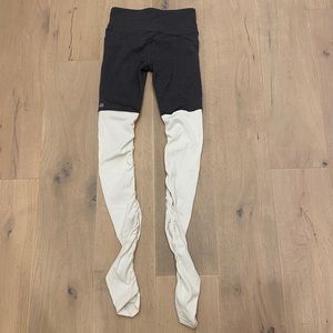 Alo yoga goddess legging grey/white S